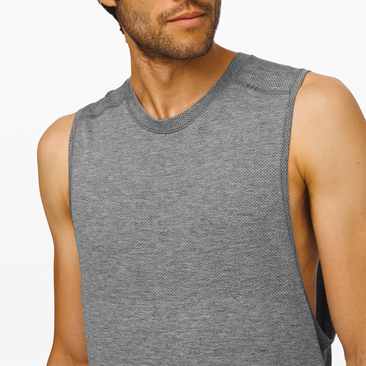 Minimal Chafing Crop Top