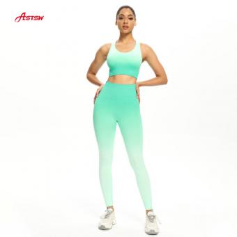 seamless ombre yogawear for female